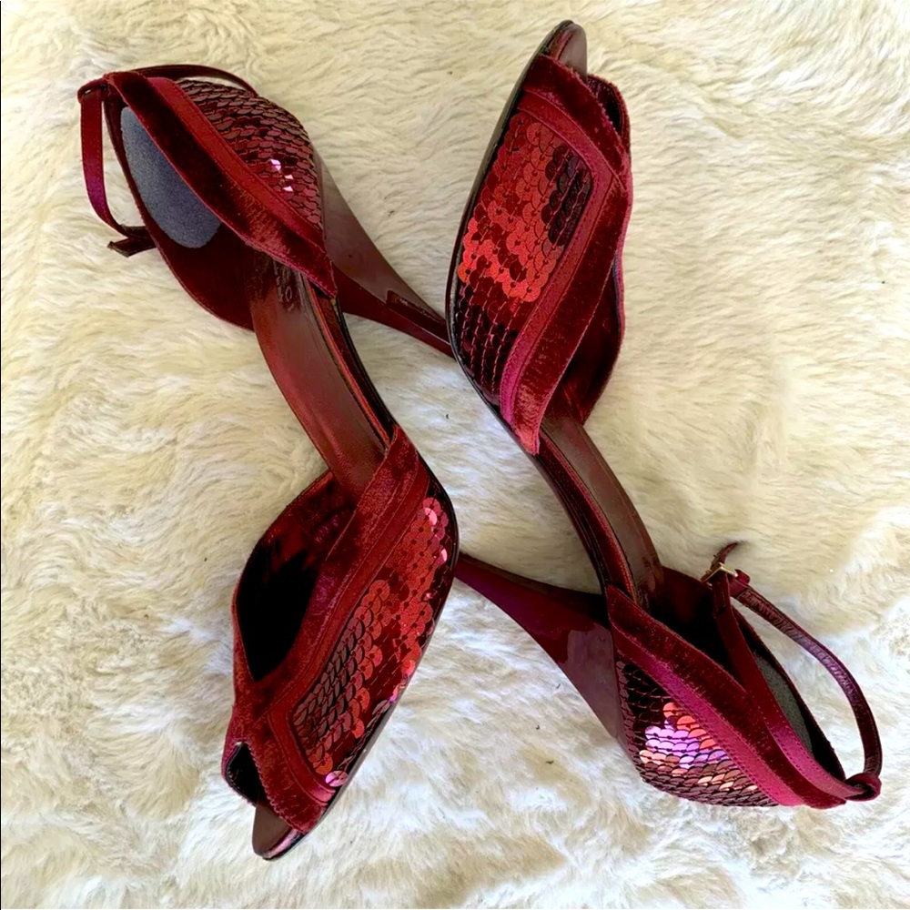 Gucci burgundy red sequin sandals heel opentoe 8.5